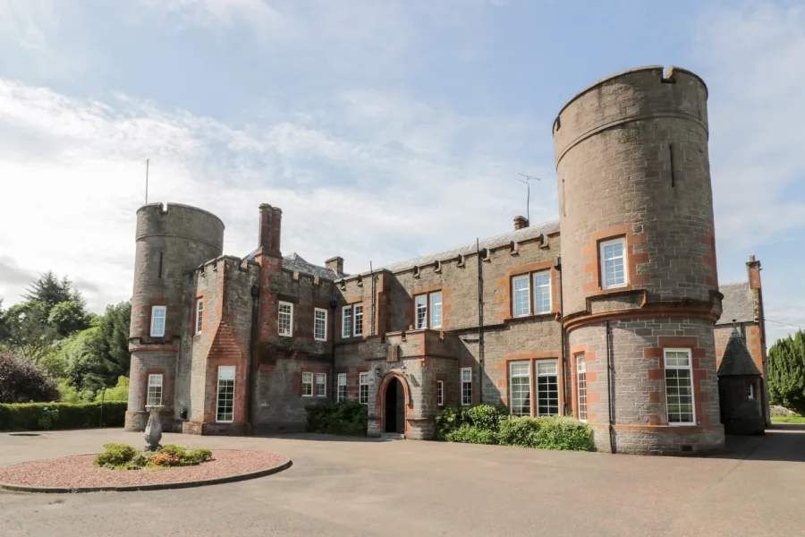 Auchentroig House Buchlyvie, Perthshire, Angus & Fife