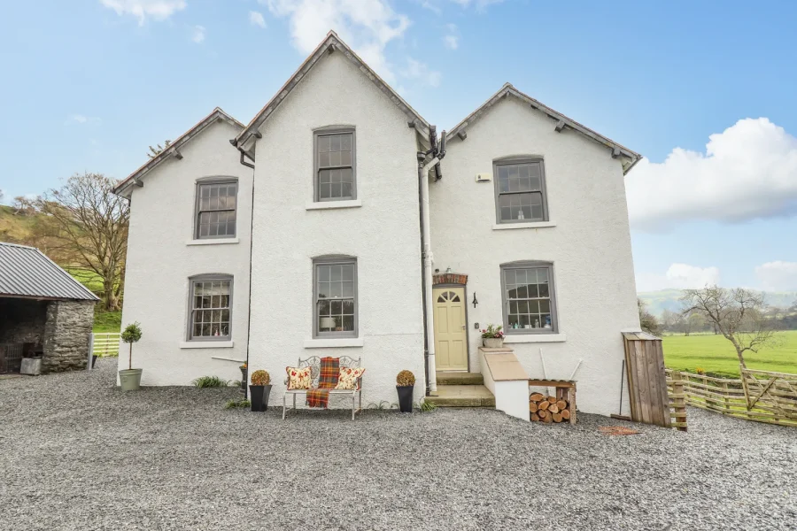 Glan Yr Afon Llangernyw, North Wales & Snowdonia