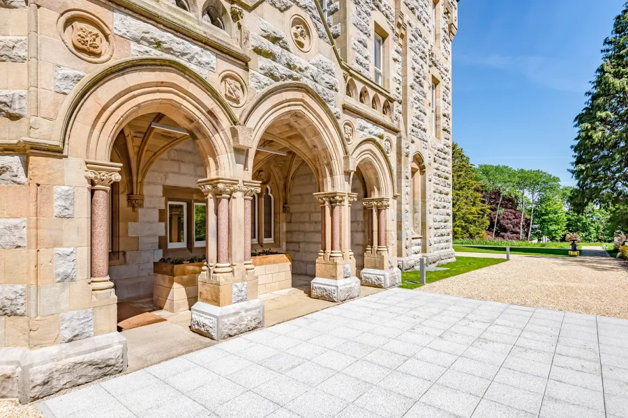 The Wilfred Suite Stone Cross Mansion